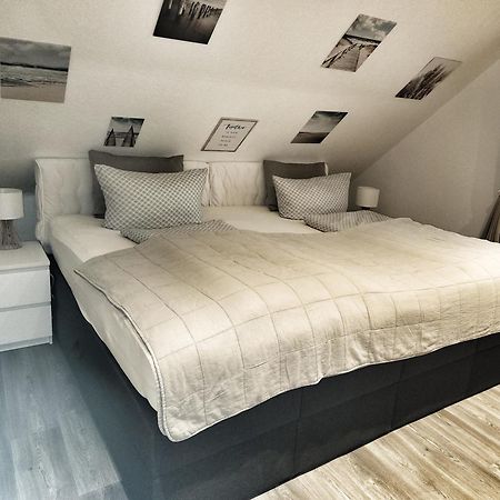 Nordsee Anker Unsere Moderne 87 Qm Ferienwohnung Mit Zwei Schlafzimmer In Norden Ortsteil Ostermarsch 外观 照片